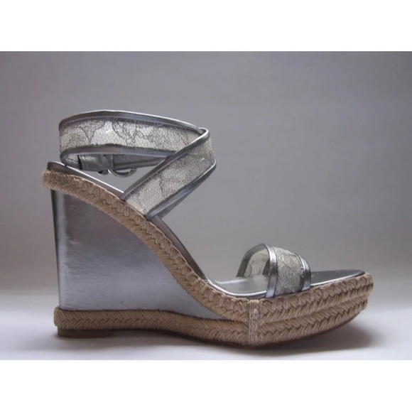 Stuart Weitzman Guipure
Lacy - Picture 6 of 7